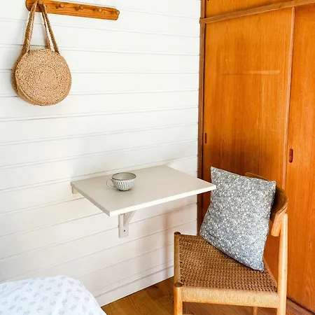 Idyllic Summerhouse With Beautiful Details 펜션 *
