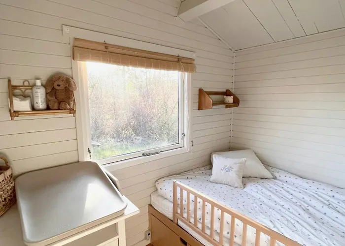 Idyllic Summerhouse With Beautiful Details Casa vacanze Vejby