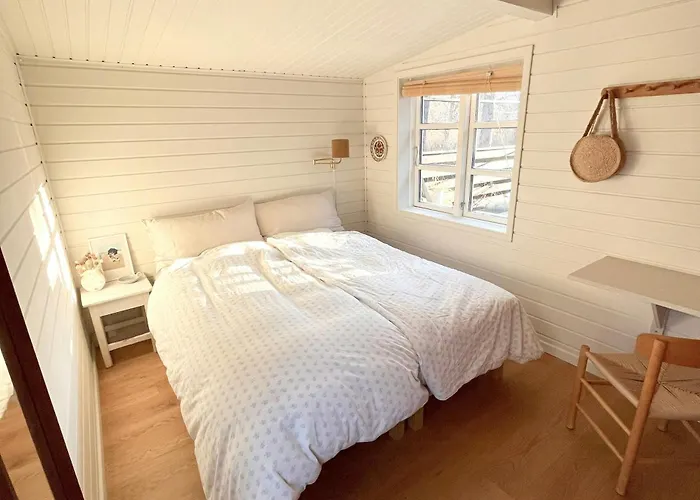 Casa vacanze Idyllic Summerhouse With Beautiful Details